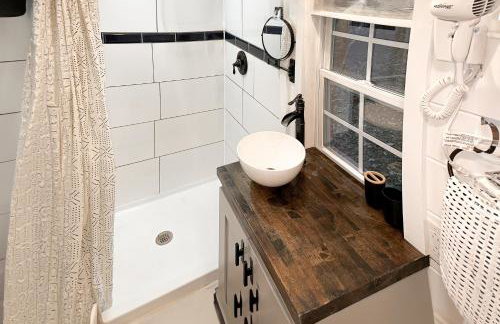 Cozy Lakeview Cottage - Foto 9