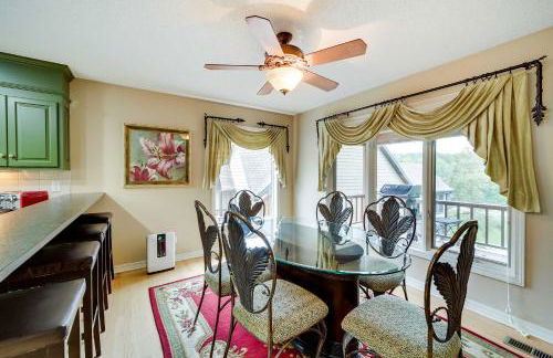 Home in Bella Vista with Deck and Lake Windsor Views! - Foto 10