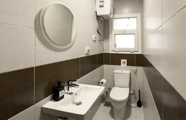 Flattering 2bdr - 5 min to Airport - Foto 14