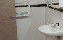 Stunning Villa Felipe, with private pool & hot tub - Foto 45