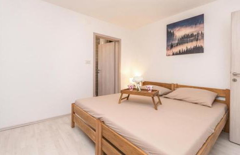 7 Bedroom Awesome Home In Polaca - Foto 30