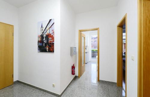 Wohnung mit Blick auf die Zitadelle Petersberg - 3 Zimmer - Foto 37