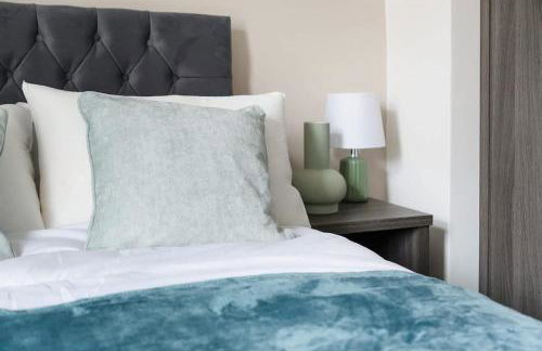 Chic Retreat Coastal Town Sleeps 4 - Foto 7