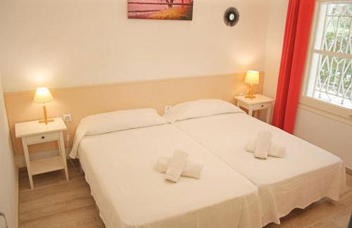 Charming seafront villa - Photo 8