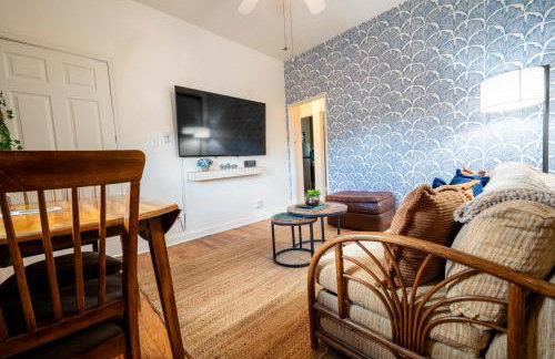 Bloom and Relax Historic 1BR in Downtown - Foto 19