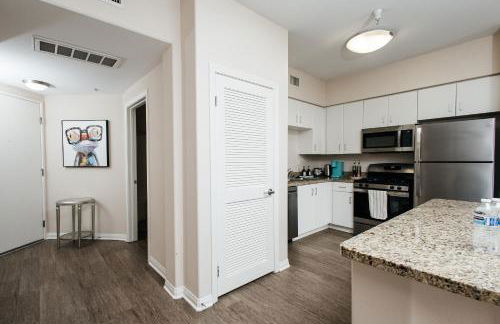 Gorgeous studio steps from The Groove - Foto 12