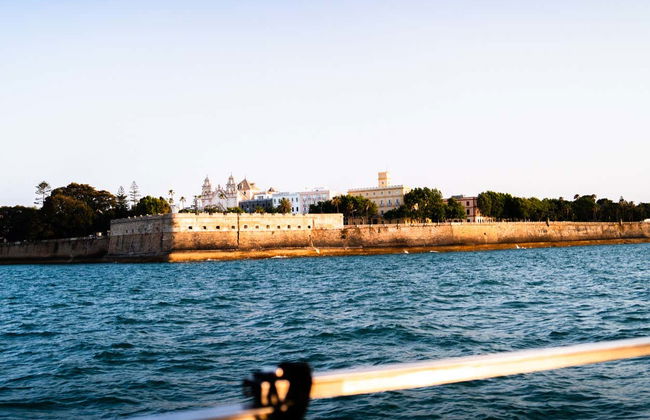 Cádiz Sunset Catamaran Tour - Foto 8