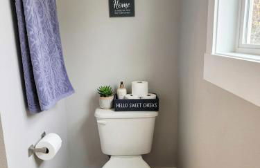 Sweet Cottage near Downtown DSM - Foto 29