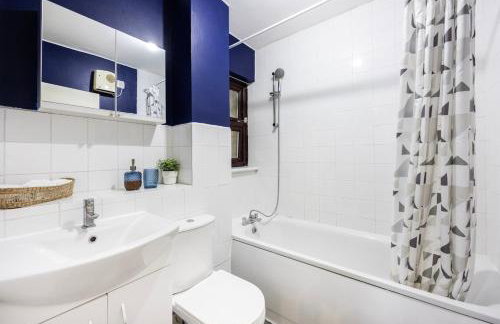 Modern 2 Bed Flat 2 Min Walk to Brockley Station - Photo 2