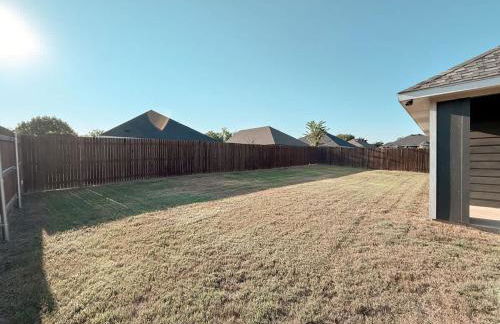 Beautiful 3BD 2B - Weatherford - Same Day Bookings - Foto 7