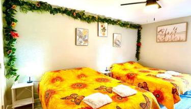 Games Haven with Crib Mins from AT&T, Sixflags, UTA, GlobeLife, AmericanAirlinesCenter - Foto 4, towels