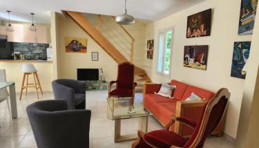 Gîte Le Petit Bois, près de Rocamadour, Padirac - Foto 2