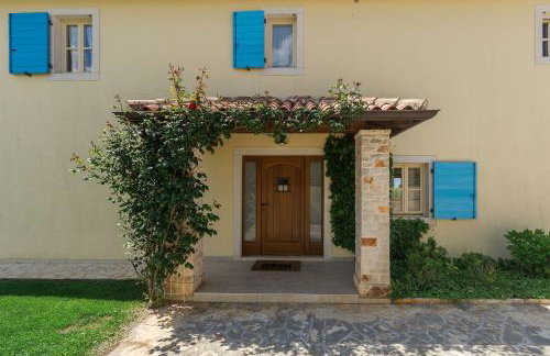 Mediterrane Steinvilla mit beheiztem Privatpool, aromatischen Mittelmeerpflanzen - Foto 36