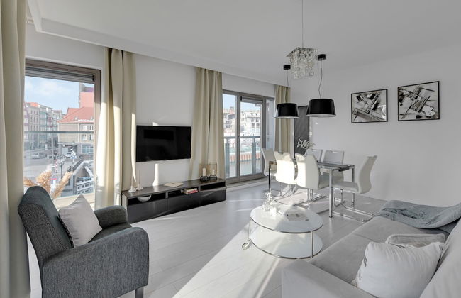 Waterlane Riverside - SPA, Pool, Gym & Parking by Downtown Apartments - Foto 3