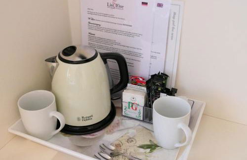 List Five - Your British Guesthouse - Foto 3