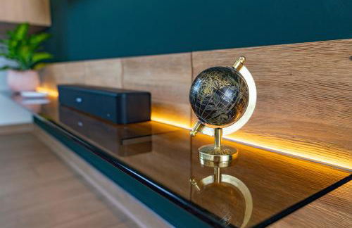 Sonnendeck Schwerin - Apartment mit Dachterrasse, Seeblick, Parkplatz, Fahrradschuppen, King-Size Bett - seenah relaxen - Foto 19