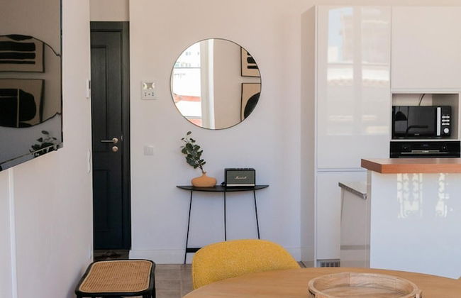 President Pais Apartment - Photo 19