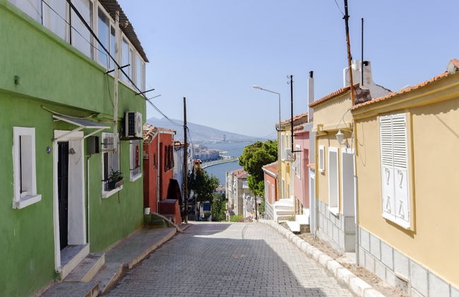 Iconic Stone House 2 - Photo 13