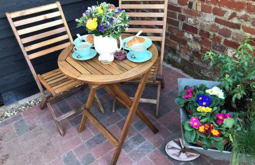 Melford Allotment Shed-Vintage Lodge Suffolk - Foto 14
