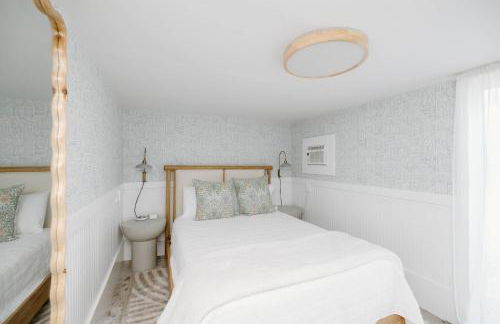 Late Summer Specials - 2 blocks to Beach - Backyard - Walk to Boardwalk - Foto 34