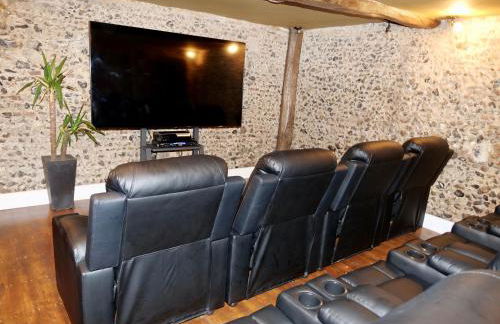 Luxury 9 Bed Manor House Hot Tub Cinema Room SkyTV - Foto 29