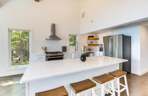 Waterfront Roque Bluffs Hideaway with Private Beach - Photo 6