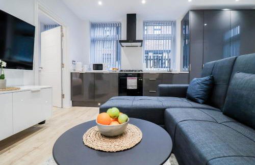 The Rye Retreat - 1BR Modern Design with Smart TV & Secure Underground Parking in Central High Wycombe HP13, Sleeps 3 - Foto 44