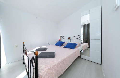 Apartment with private pool - Foto 24