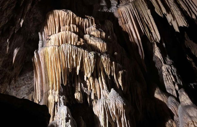 Predjama Castle and Postojna Cave Trip - Foto 2