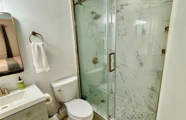 Balcony King Suite - Lake & Pool view - Foto 46