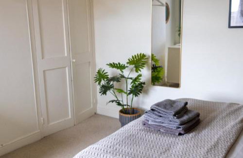 Spacious Victorian townhouse with Cathedral views - Foto 45