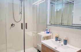 Kasa Magnisi - Foto 41