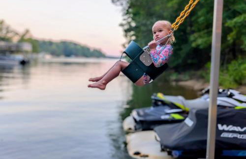 Lake Keowee’s Cabin By The Cove, Boat & PWC Option - Foto 19