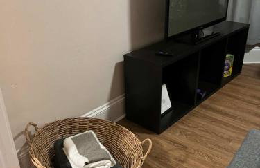 Cozy Home off Brady ST - Foto 55