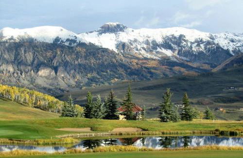 Cozy Downtown Condo with Jacuzzi 5 Min to Resort - Foto 11