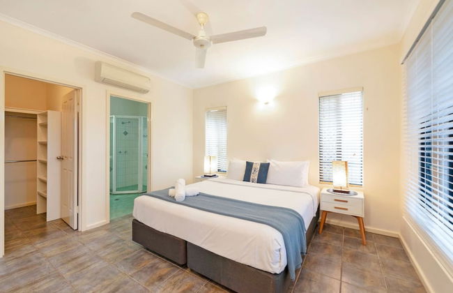 Cityside Hideaway Pool - Workstation - Markets - Foto 16