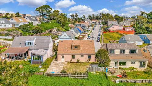 Pet Friendly Sunset Over the Pacific Ocean - Foto 5