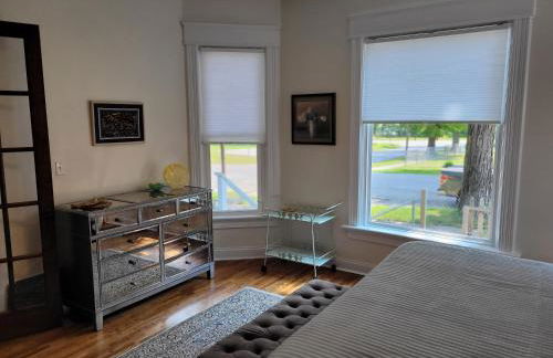 The Glarum House - Gorgeous Historic Home & AC! - Foto 27