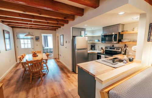 Newly Renovated & Furnished Condo, Only 3 min to Sunday River! - Foto 7