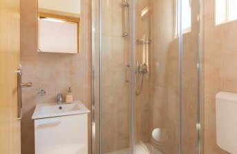 APARTMENTS4YOU SUPETAR 1,2,3&4 -the BEST and MOST POPULAR apartments for DISCOVERING the island - free parking - 200 meters from the beach - Foto 18