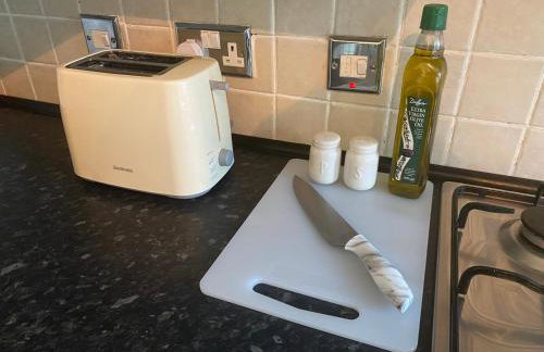 Montrose - Perfect Contractor Stay Own Driveway 3 bedrooms - Photo 8