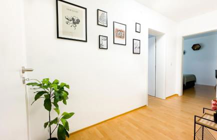 Moderne 3-Zimmer-Wohnung im Zentrum- Tiefgarage inklusive, Smart-TV, Shopping & Sightseeing ums Eck - Foto 23