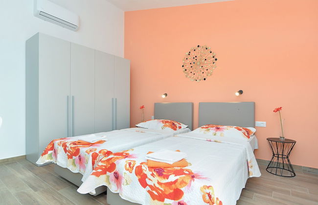 House 1384 - Photo 30