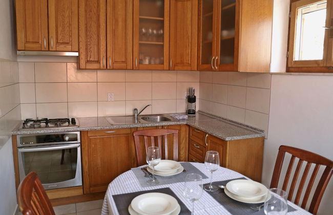 Adorable Stone House With Terrace Near the Beach - Foto 4