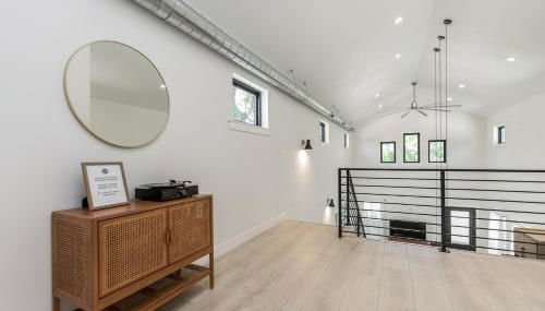 Burnett Cottage - OG - Photo 4