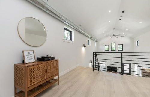 Burnett Cottage - OG - Photo 4