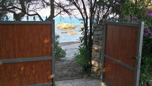 VILLA MILVIO con accesso privato in spiaggia - Foto 1