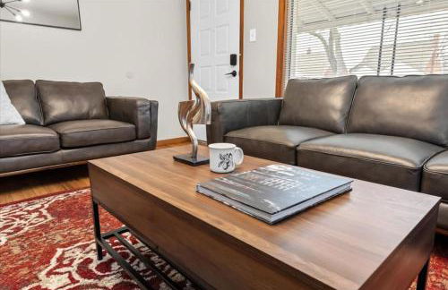 Near Greenfield Village-Downtown Dearborn-Oakwood - Foto 16