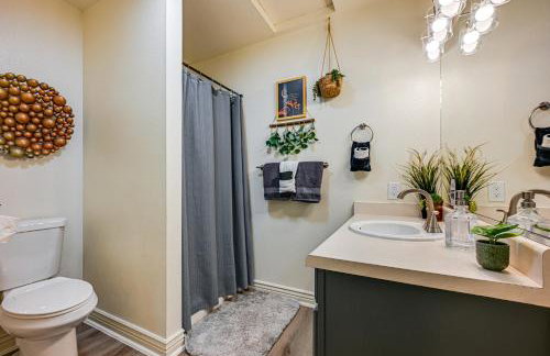 Deck and Mountain Views Cedar City Family Home! - Foto 12