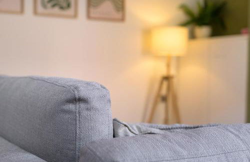 Beautiful 2 Bedroom House in Atherton, Free Parking - Foto 18